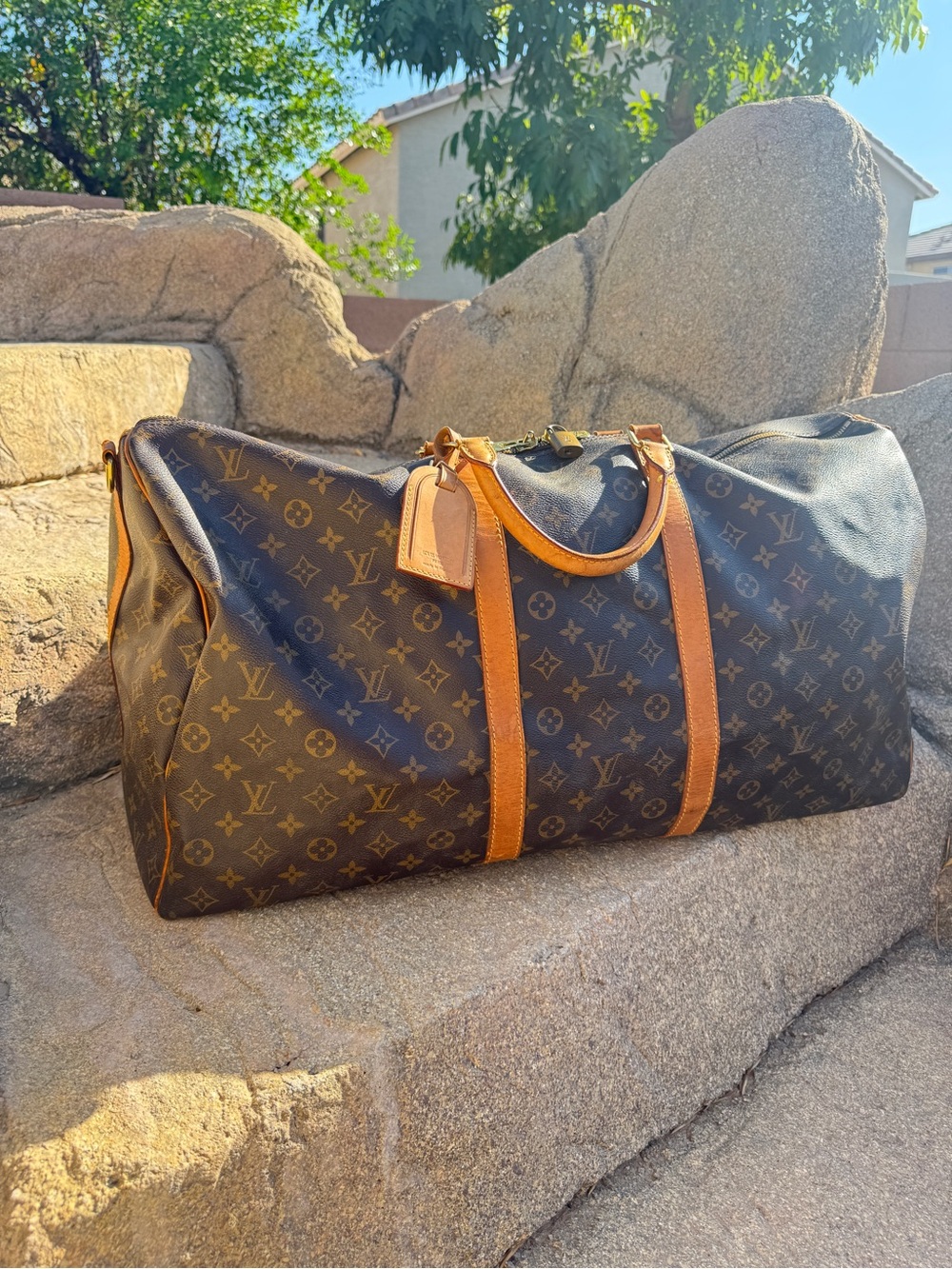 Authentic Louis Vuitton Keepall Bandoulière 60 / Boston Bag
